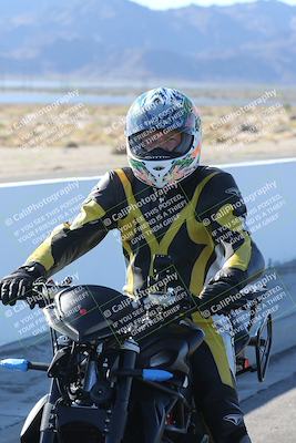 media/Dec-01-2025-Moto Forza (Mon) [[2daa91e15f]]/4-Around the Pits/